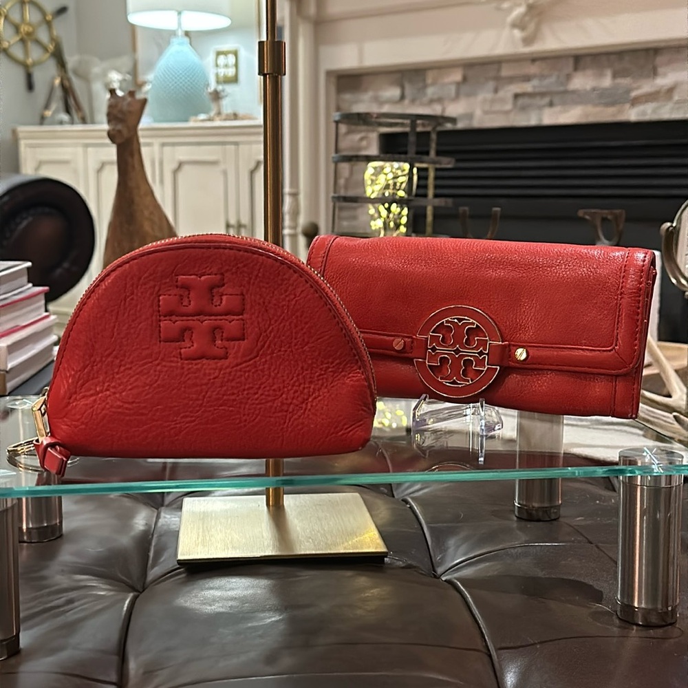 Authentic Tory Burch Wallet & Cosmetics Pouch BUNDLE in Red, Soft Pebble Leather - Picture 2 of 16
